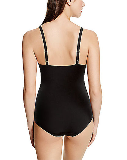 Wacoal Visual Effects Bodysuit with Minimizer Bra, Style # 801210